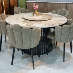 طاولة طعام دائرية
