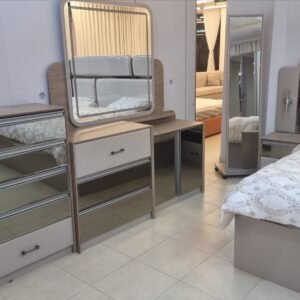 غرفة نوم مخفضة